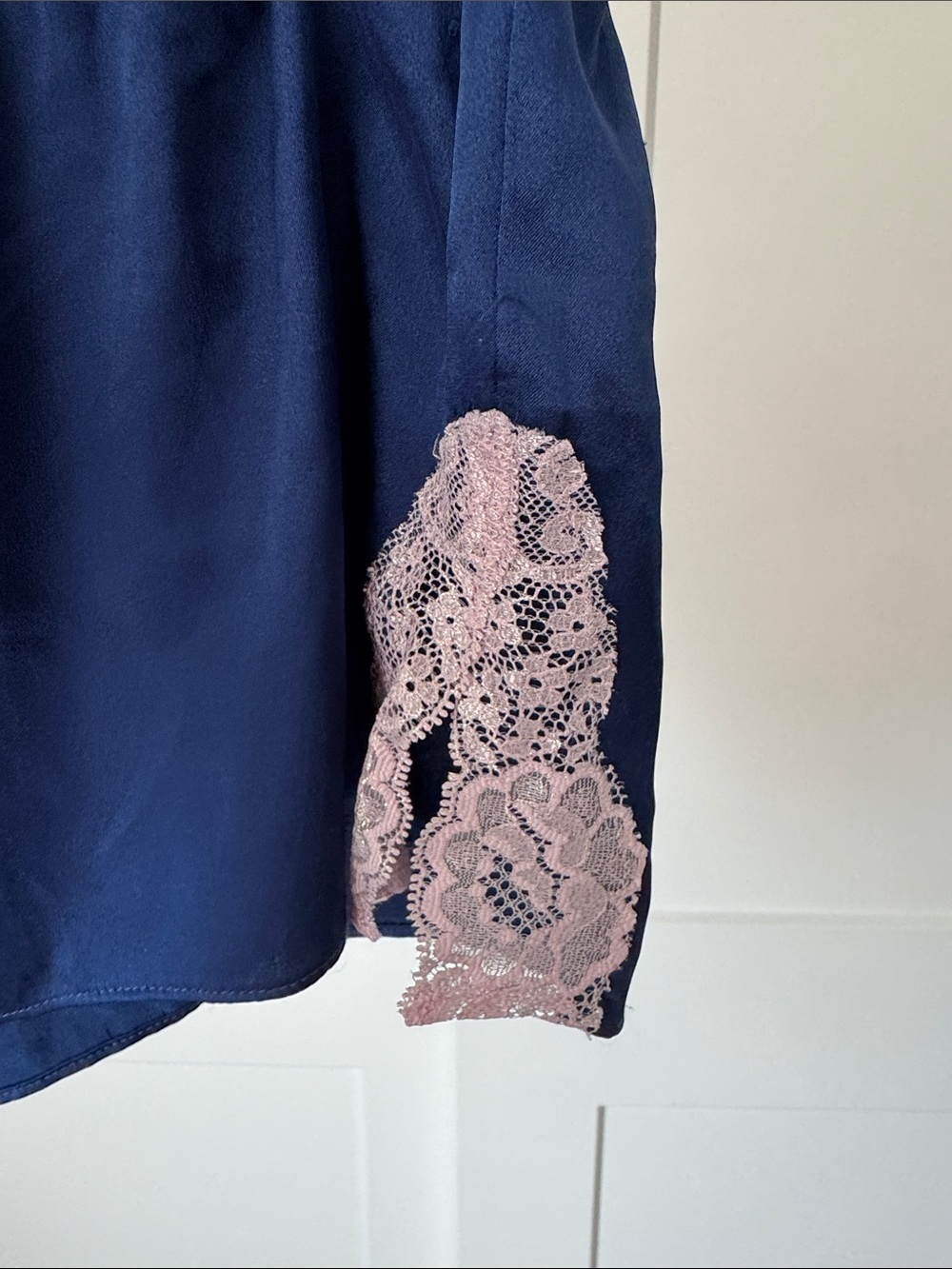 Victoria’s Secret Satin Lace Tie Back Detail Cami and Shorts Set - Picture 12 of 12